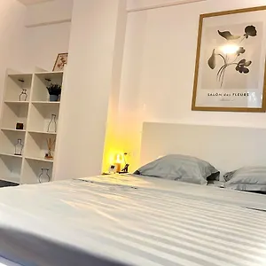 Apartment Sky Airport 12, Otopeni